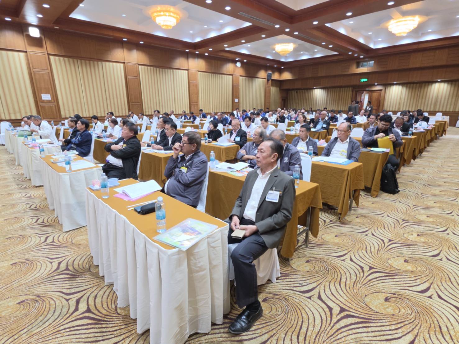 ประชุมสมาพันธ์สหกรณ์ออมทรัพย์สามัญศึกษาแห่งประเทศไทย